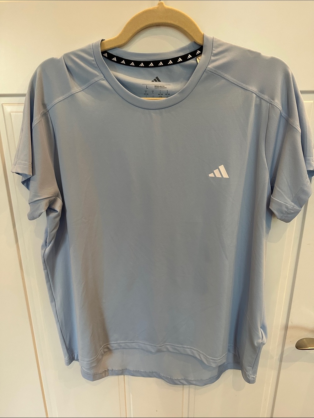 NWOT adidas Women’s Sky Blue Performance Tee Large